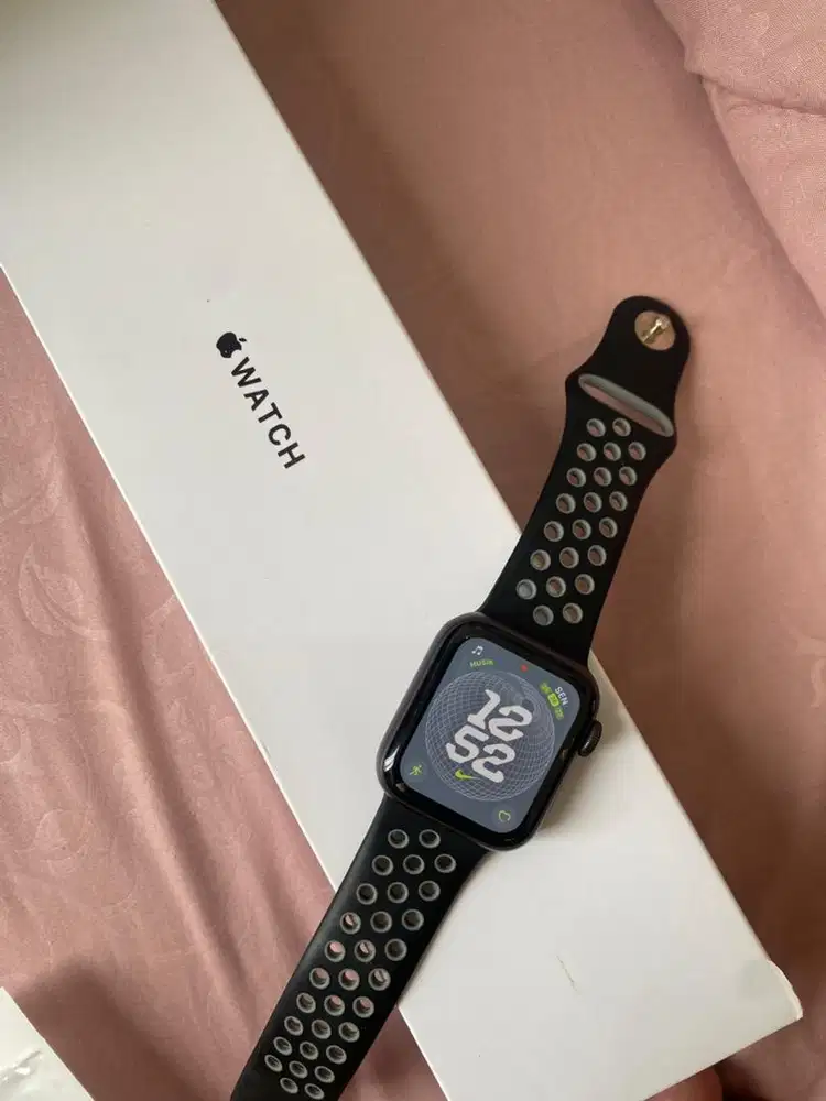 For Sale I Watch Series 5 40mm
