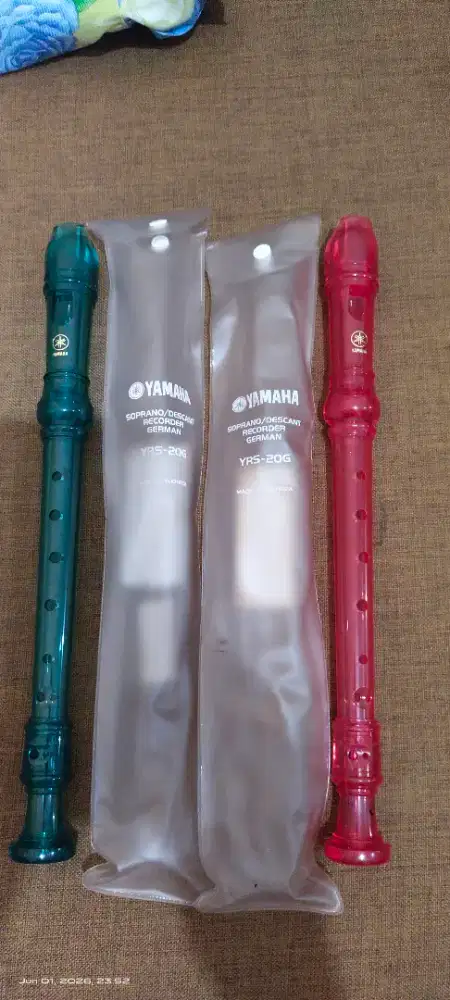 Yamaha Recorder YRS-20G Soprano - Paket Blue dan Pink ( 2unit )