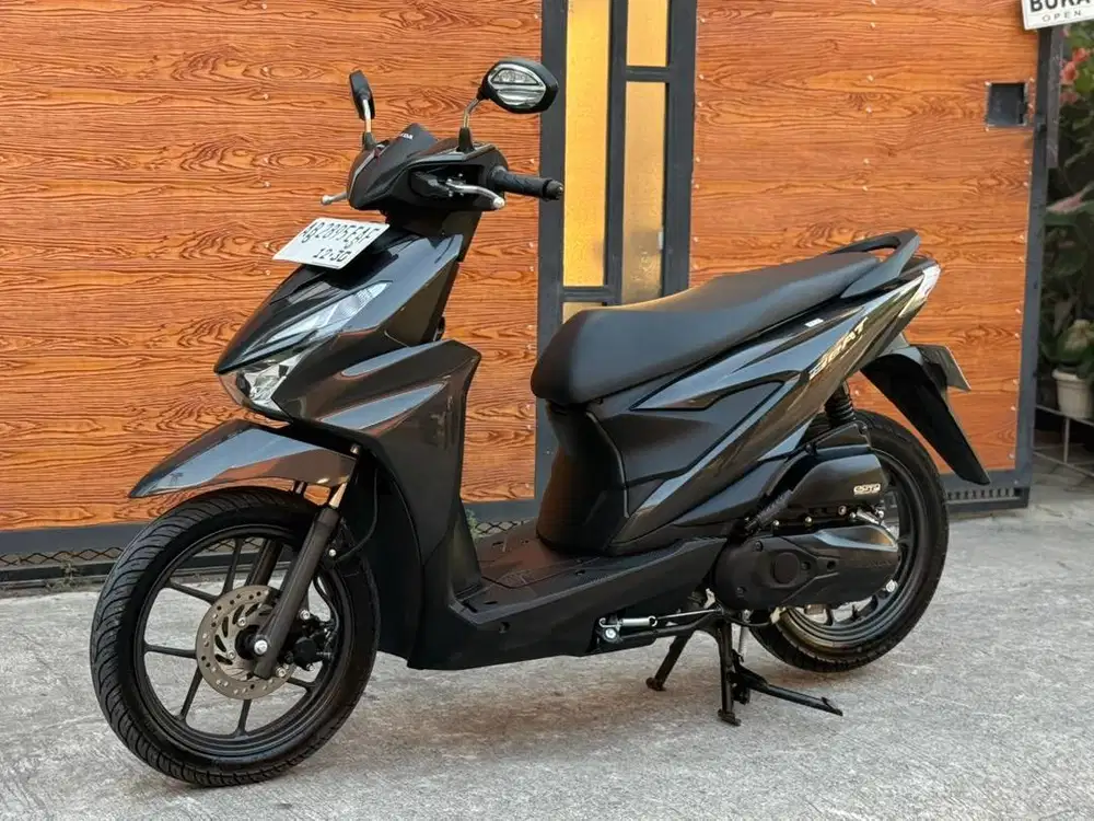 Hond beat 2025 km baru 1600 seperti baru