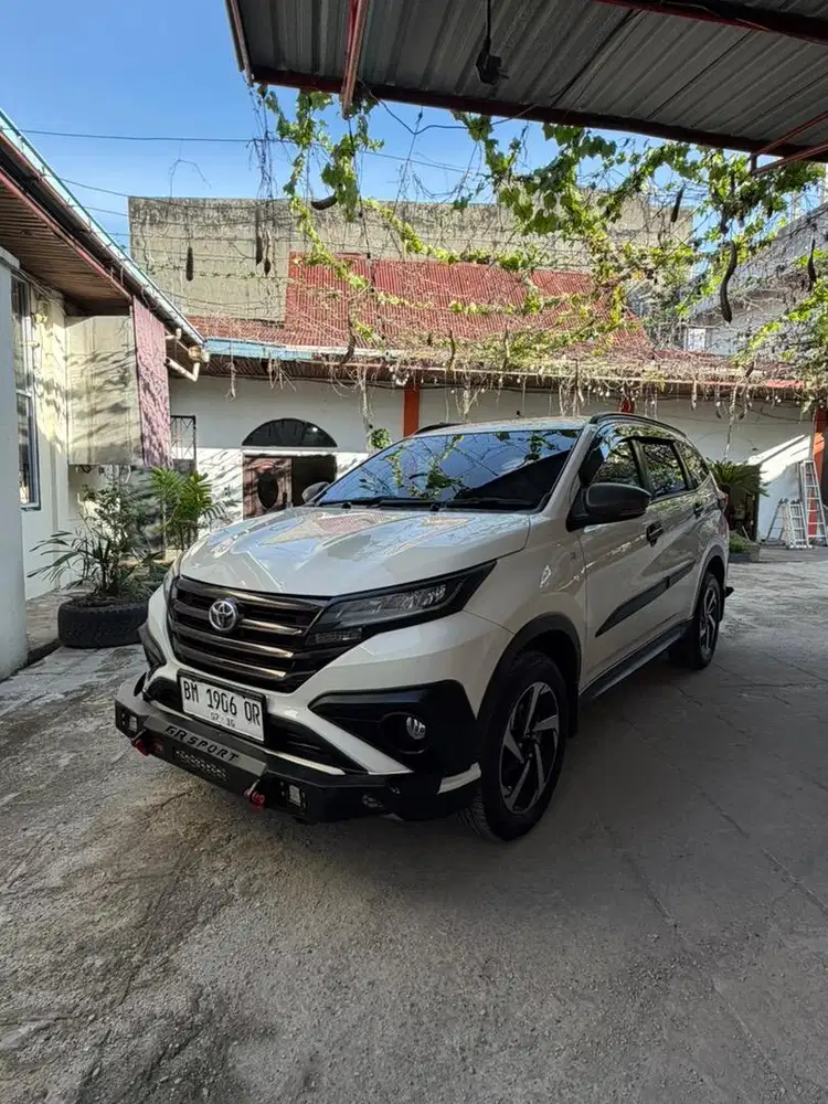TOYOTA RUSH 1.5 STRD 2020 AUTOMATIC
