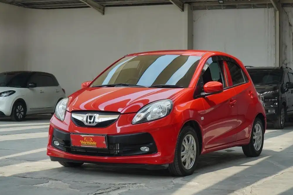 Honda Brio 1.2 E Matic Tahun 2016 Merah Brio Satya AT DP minim 21 juta