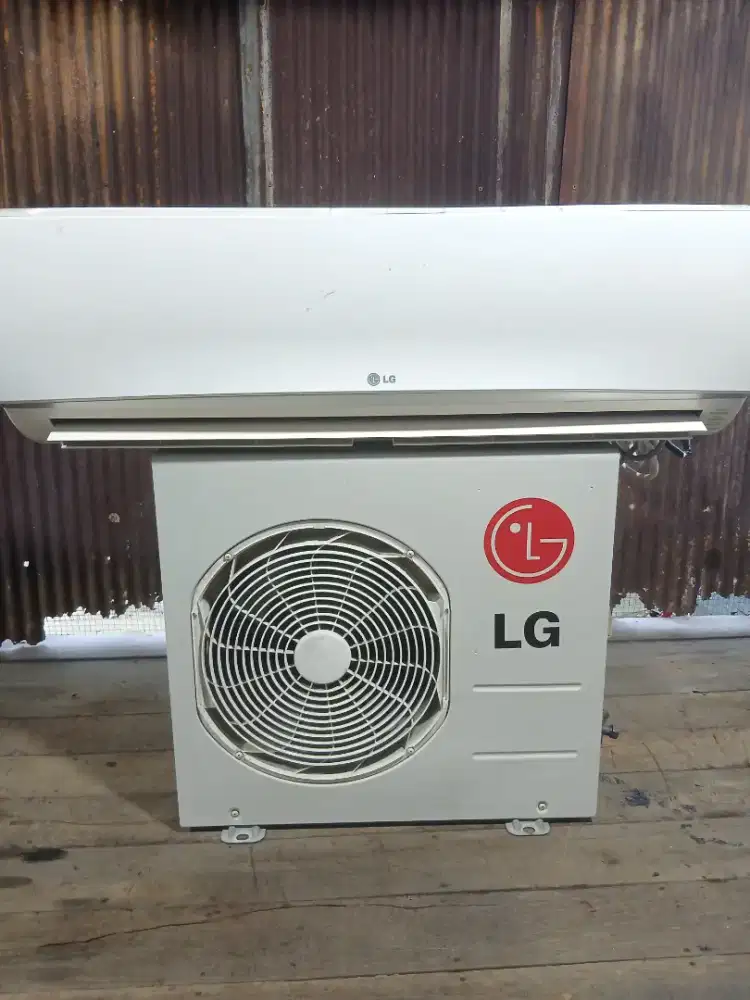 DIJUAL AC BEKAS 1/2 PK GRATIS PASANG