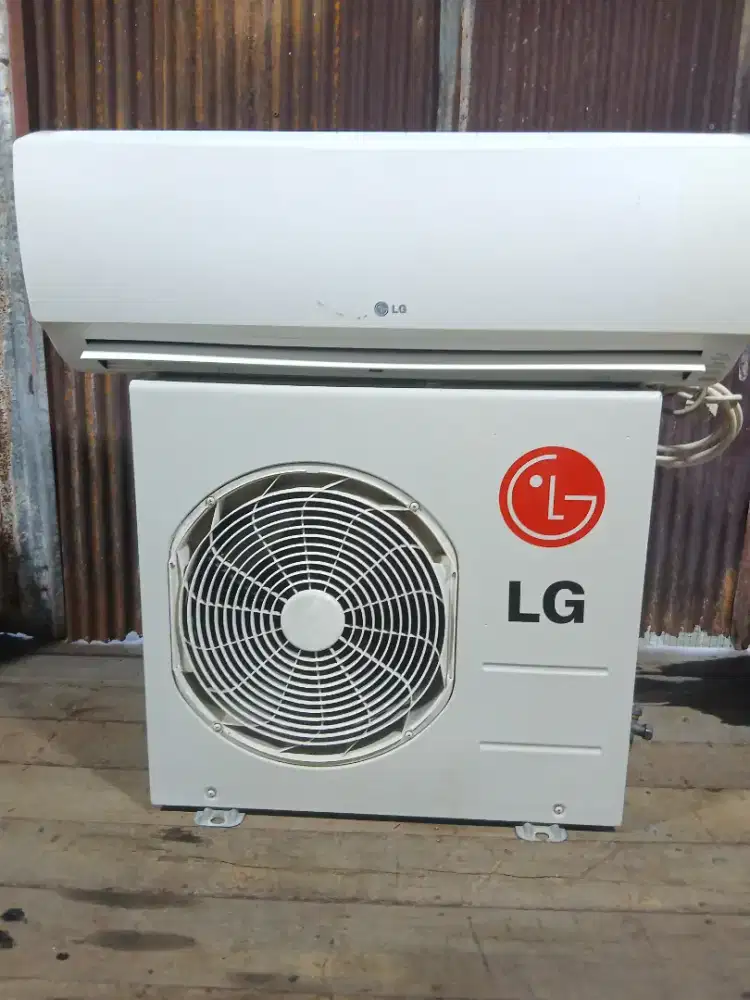 JUAL AC 1/2 PK BEKAS BERGARANSI