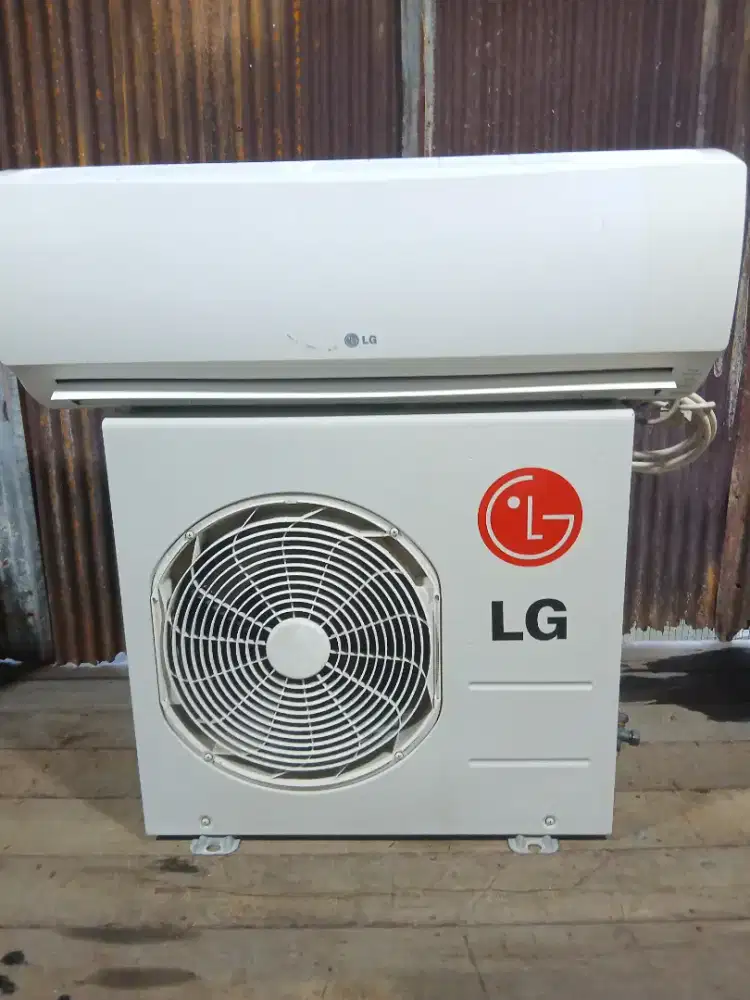DIJUAL AC BEKAS 1/2 PK GRATIS PASANG