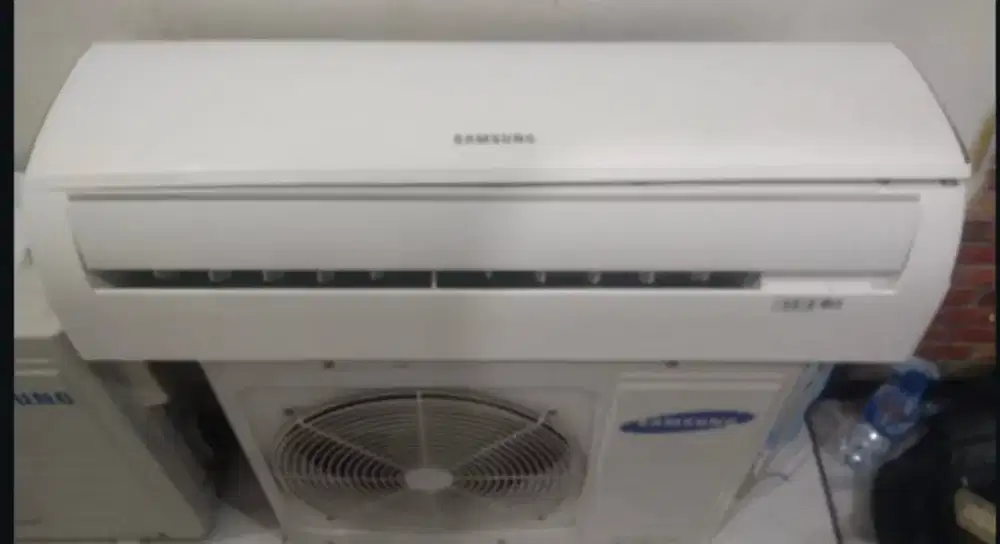 Jual ac samsung  3/4 lowat 600watt kondisi 95% ori semua