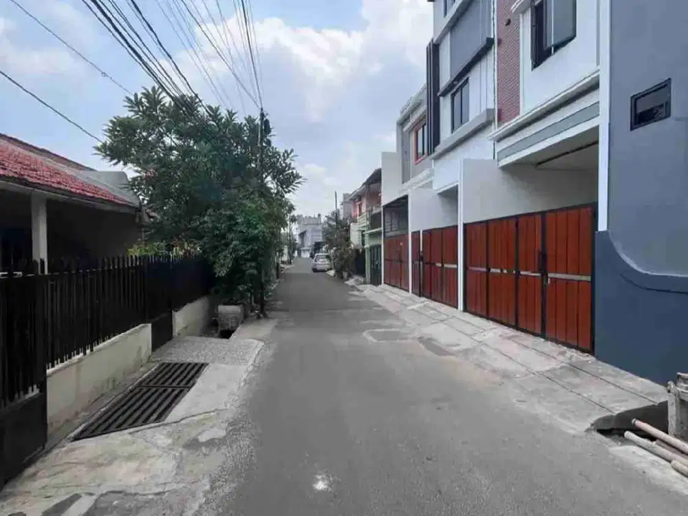di jual rumah siap huni di Johar baru jakarta pusat