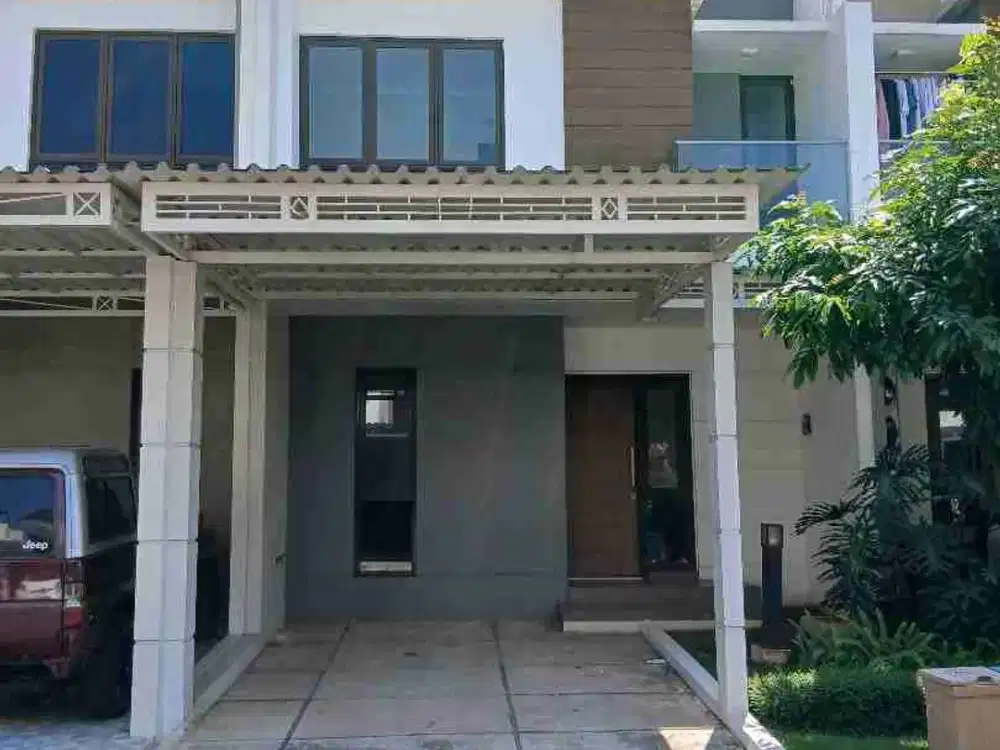 Disewakan Rumah Di Dalam Cluster One Gate System, Cluster Olive, Summarecon Bekasi, Kota Bekasi