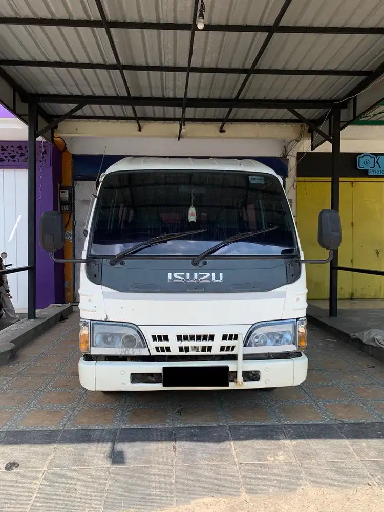 isuzu elf nkr 55 2015