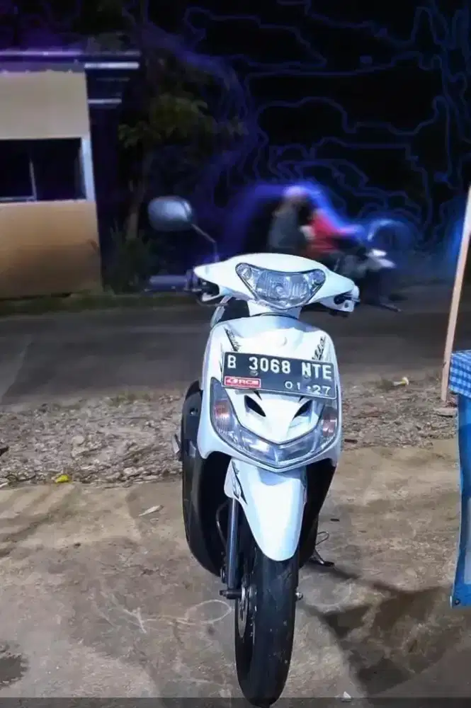 Dijual Motor ganteng Mio Smile 2011