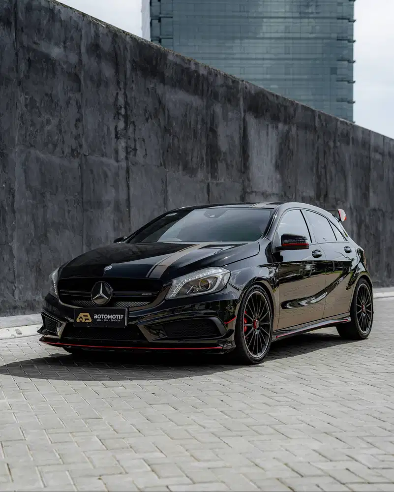 Mercedes-AMG A45 4MATIC Edition 1 Hatchback W176
