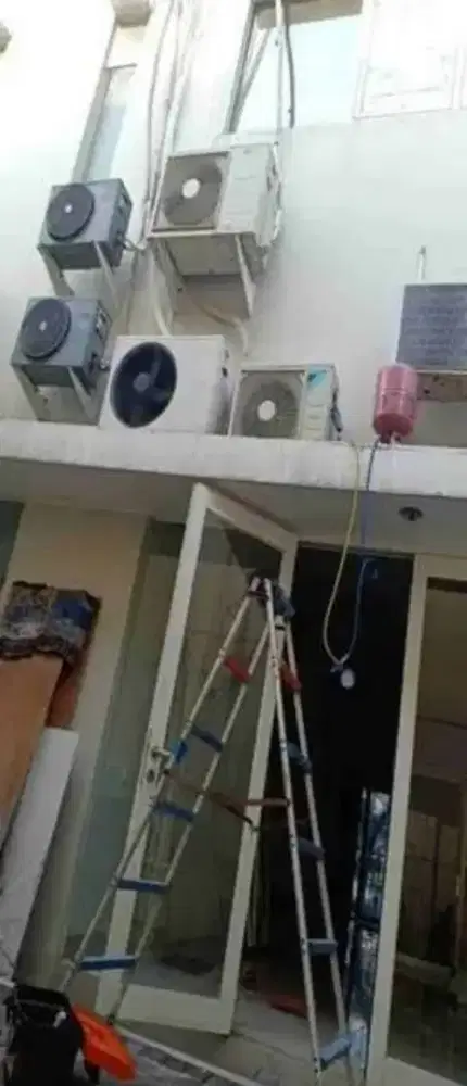 Menerima AC bekas dingin & rusak