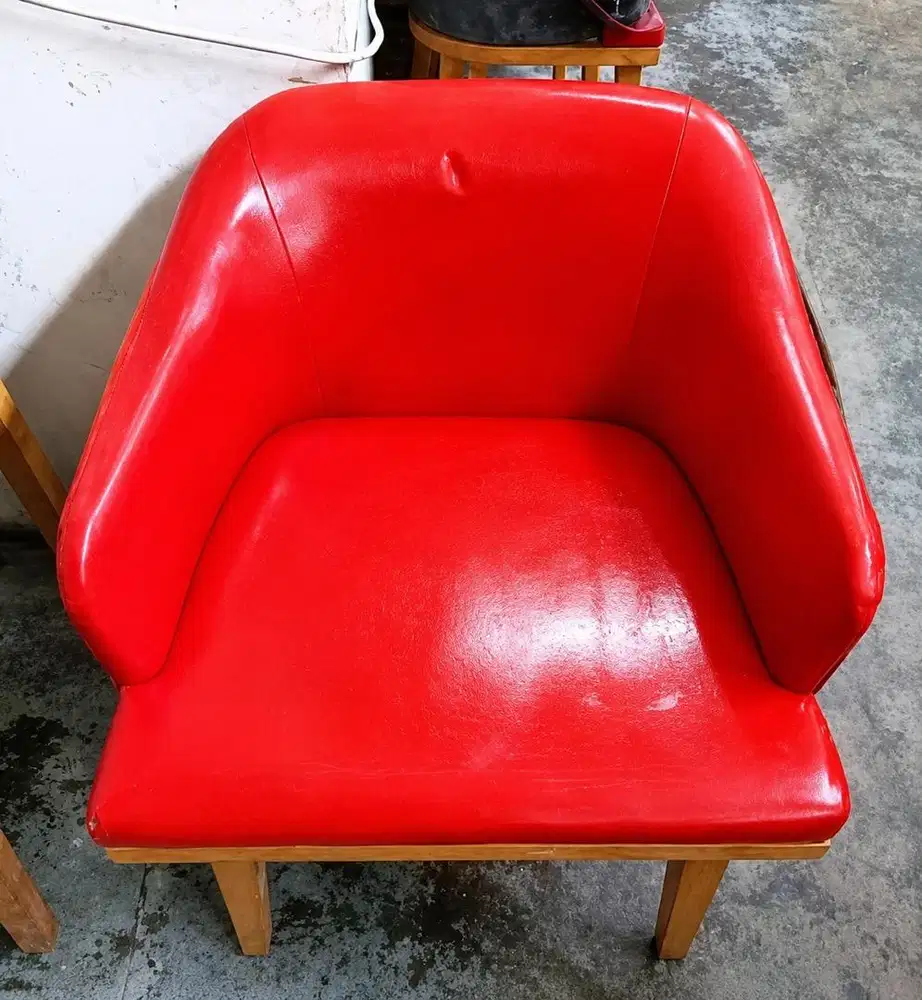 Kursi Sofa Busa Kokoh Bekas Resto
