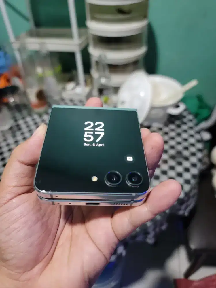 Samsung Z flip 5 5G 8/512GB
