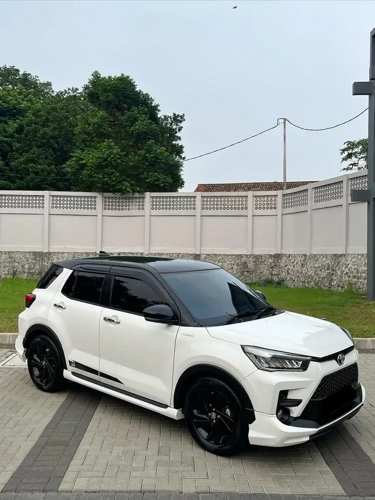 Toyota Raize GR Turbo Two Tone non TSS 2021 istimewah
