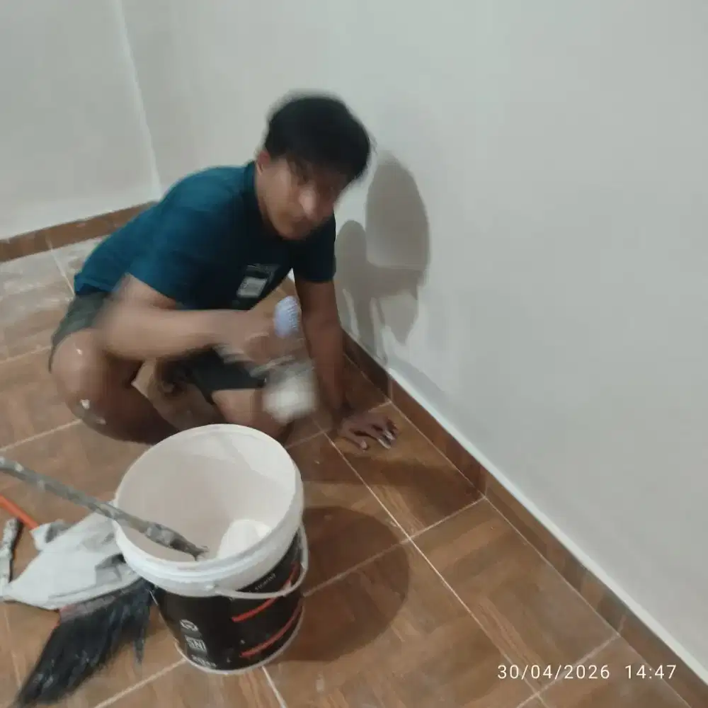 Tukang bangunan dan renovasi cat pasang keramik granit plitur plaster