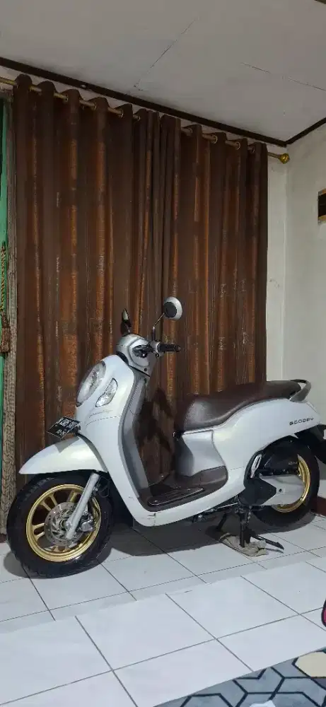 Scoopy  prestige 2021