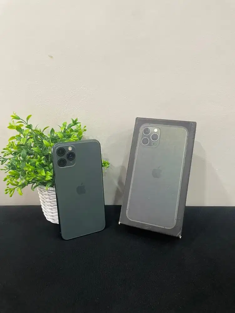IPhone 11 Pro 512GB Green mulus Fullset BH 83% Permanent Face Off
