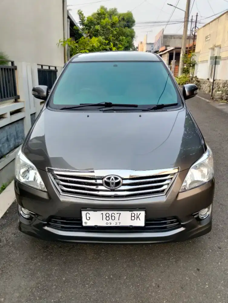 Innova G Luxury Bensin Matic Th 2012