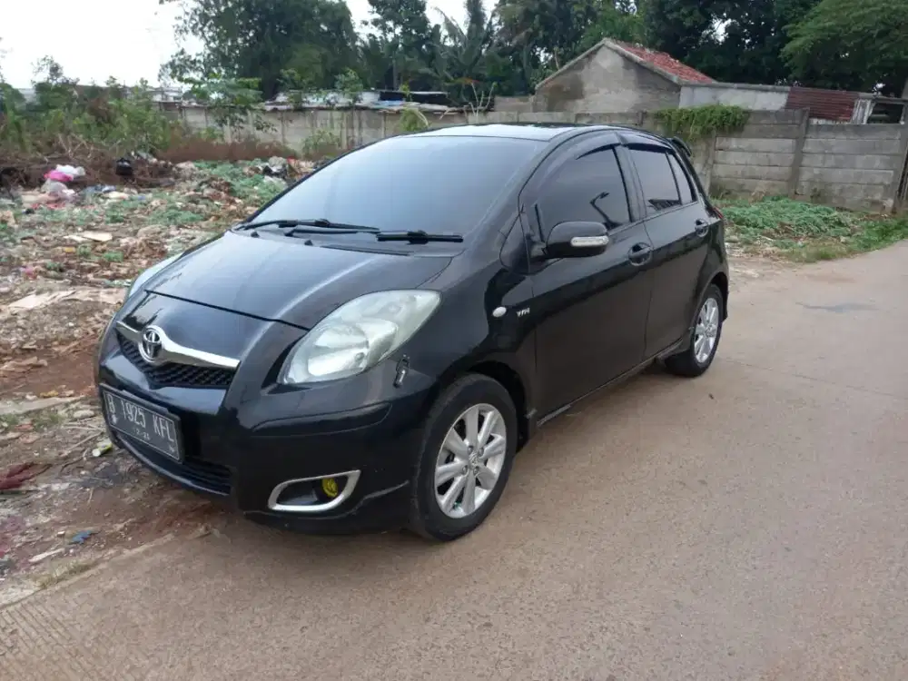 Yaris e metik 2010