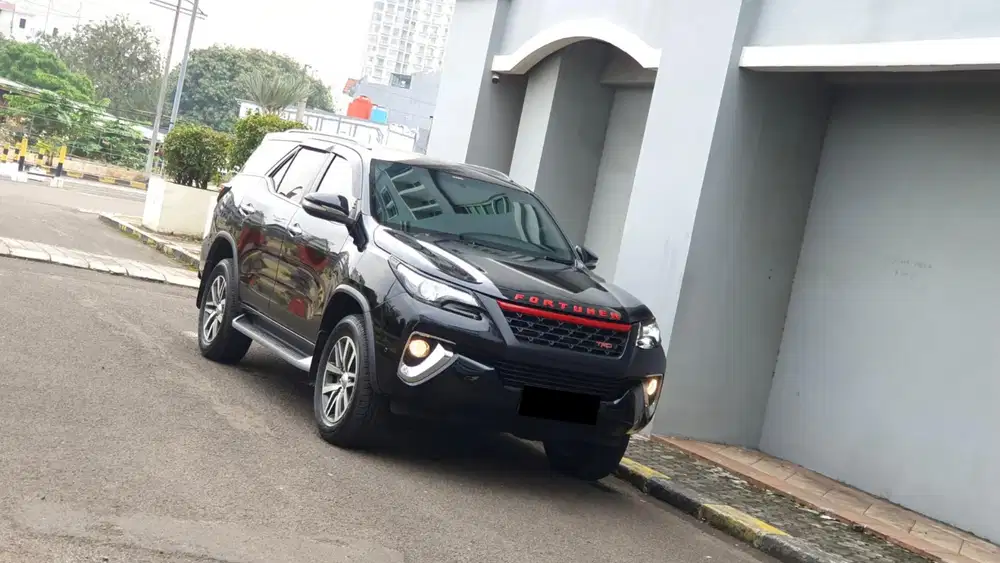 [ ANTIK LOW KM ] Toyota Fortuner 2.4 VRZ 4x2 Diesel AT 2016/2017