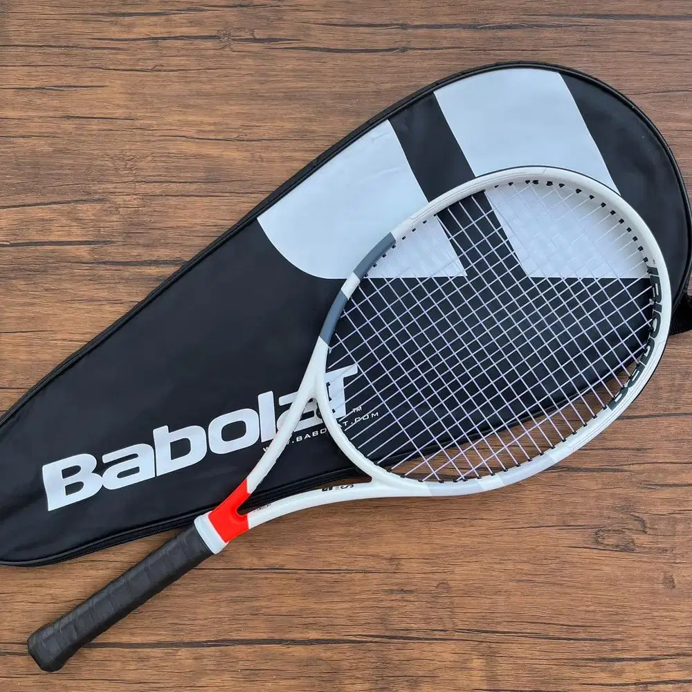 Babolat Pure Strike VS Tennis Racket