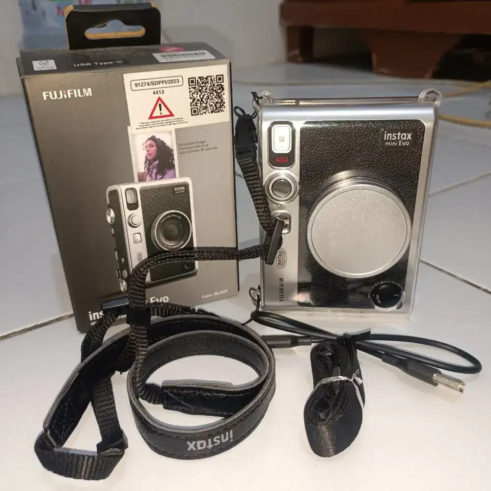 INSTAX MINI EVO