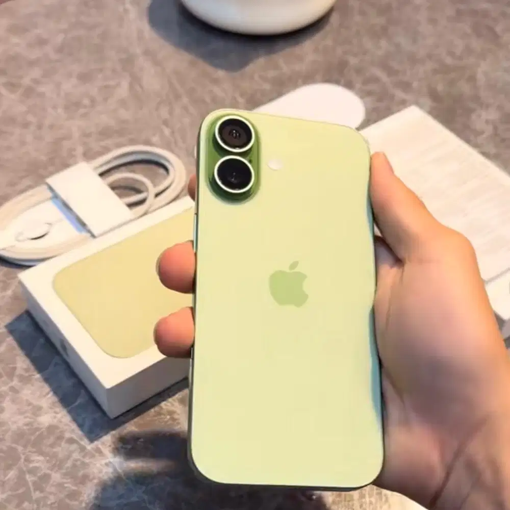 Iphone 17 Sage 256GB Fullset Resmi Mulus