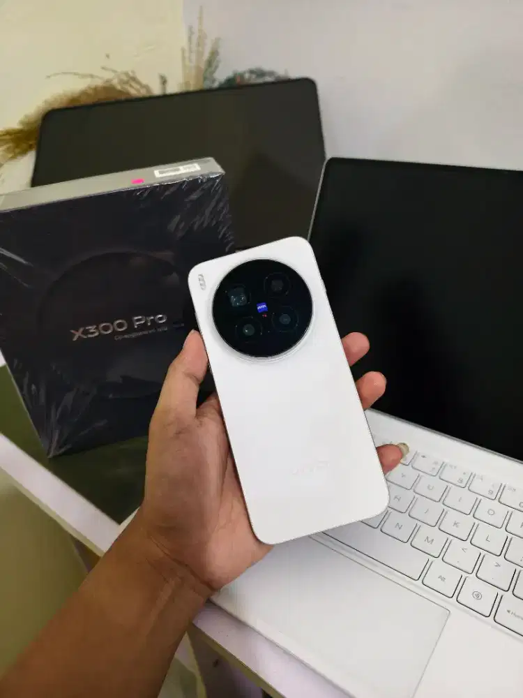 Vivo x300 pro 16/512gb fullset mulus