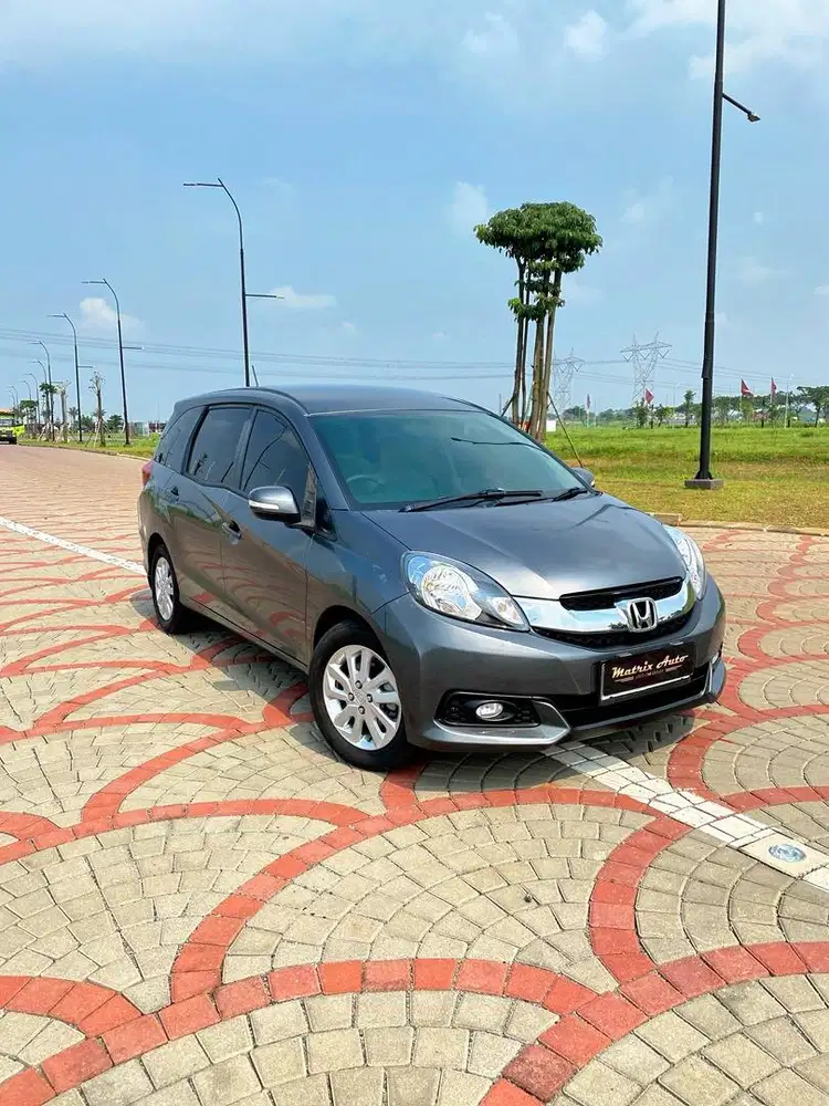 HONDA MOBILIO E AT 2014 ISTIMEWA