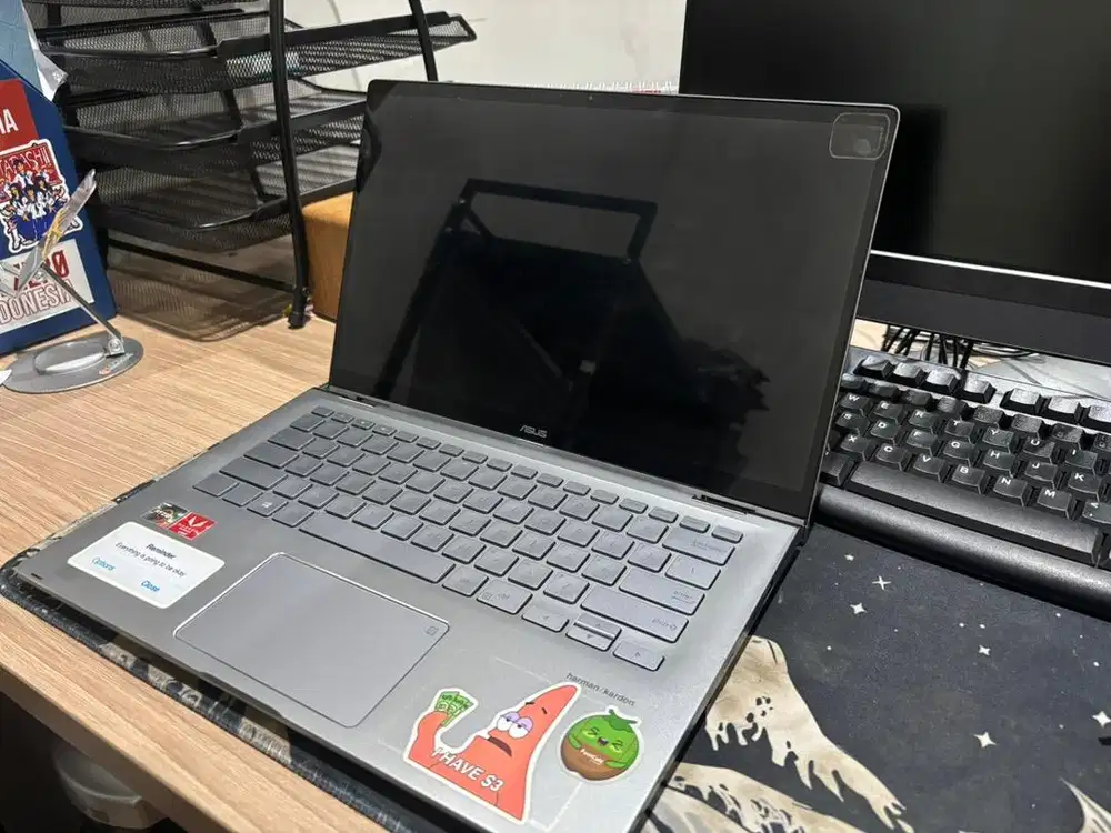 Laptop ASUS Zenbook Flip 14 UX462