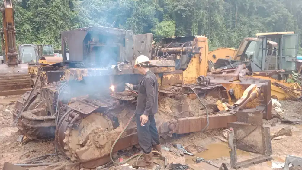 Mekanik alat berat