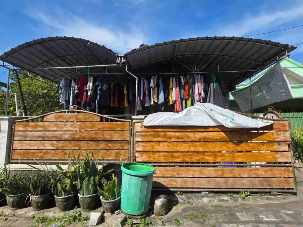 DI JUAL RUMAH

JLN  : JELIDRO RT 07 RW 01
KEL. : SAMBIKEREP 
KEC. : SAMBIKEREP 
KAB  : SURABAYA