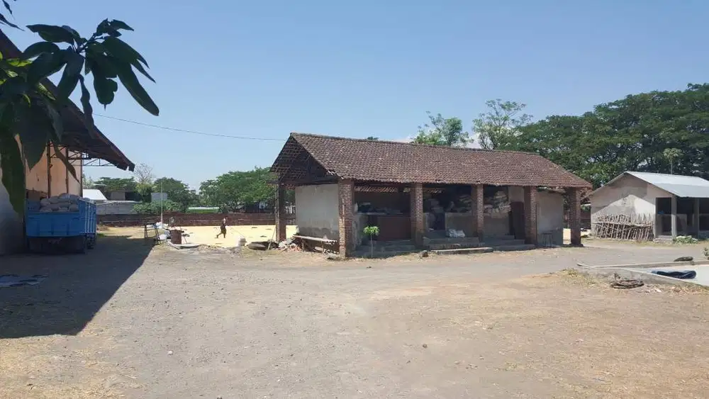DIJUAL GUDANG DI NGANJUK LOKASI STRATEGIS DAN COCOK UNTUK KOMERSIAL