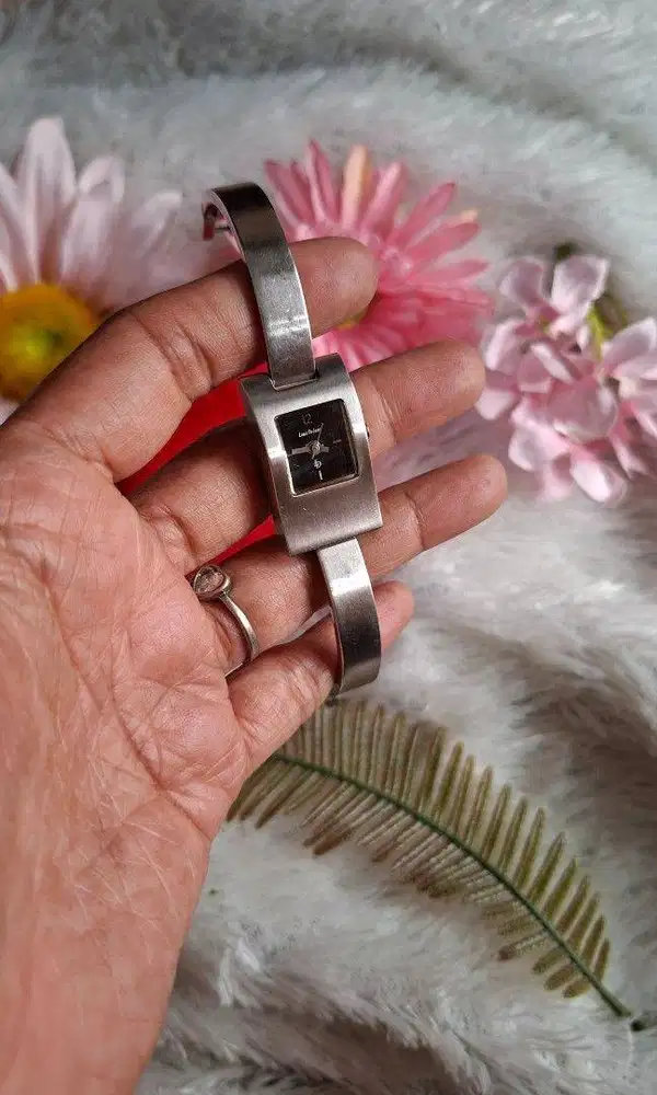 Jam Tangan Wanita Vintage Louis Delon Bangle Style - All Stainless Ste