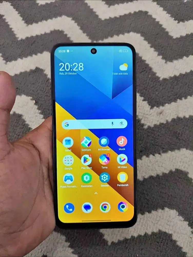 HP POCO M6 masih Gress