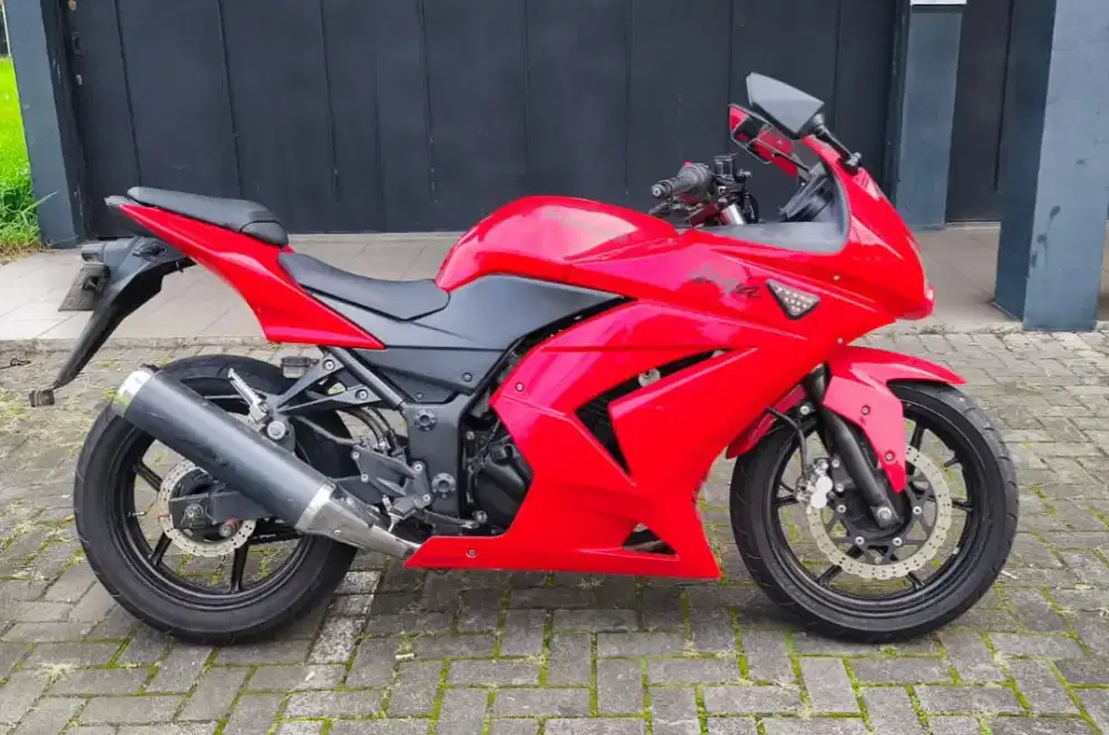 Ninja 250 2012 original mulus siap pakai tangan pertama