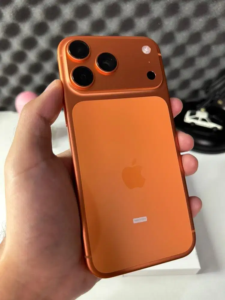 iPhone 17 Pro Max 256GB Cosmic Orange iBox