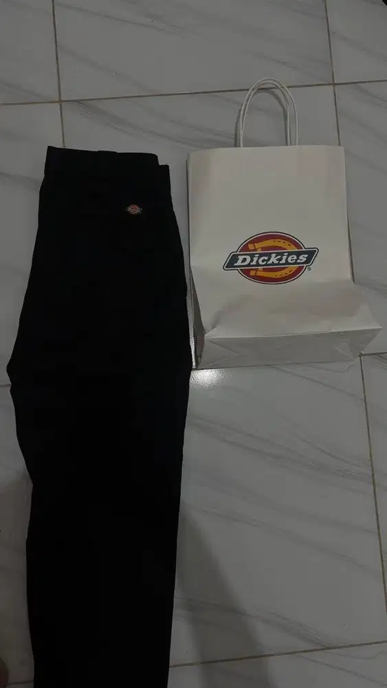 Celana Dickies 874 black size 33