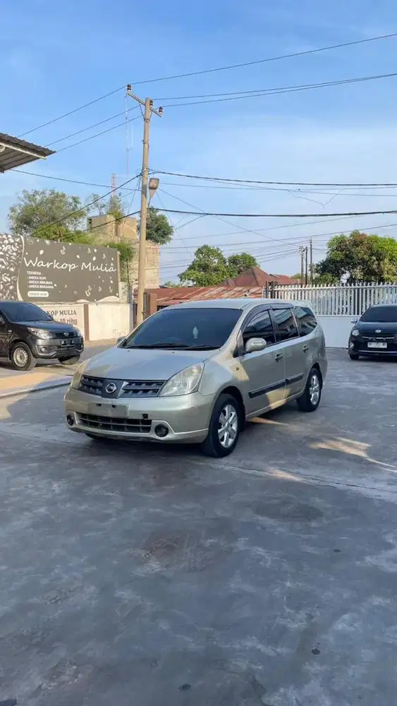 NISSAN GRAND LIVINA XV 2009 A/T - NEGO TIPIS