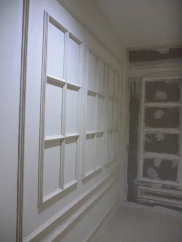 Dekorasi kantor percantik ruangan dengan moulding murah kok