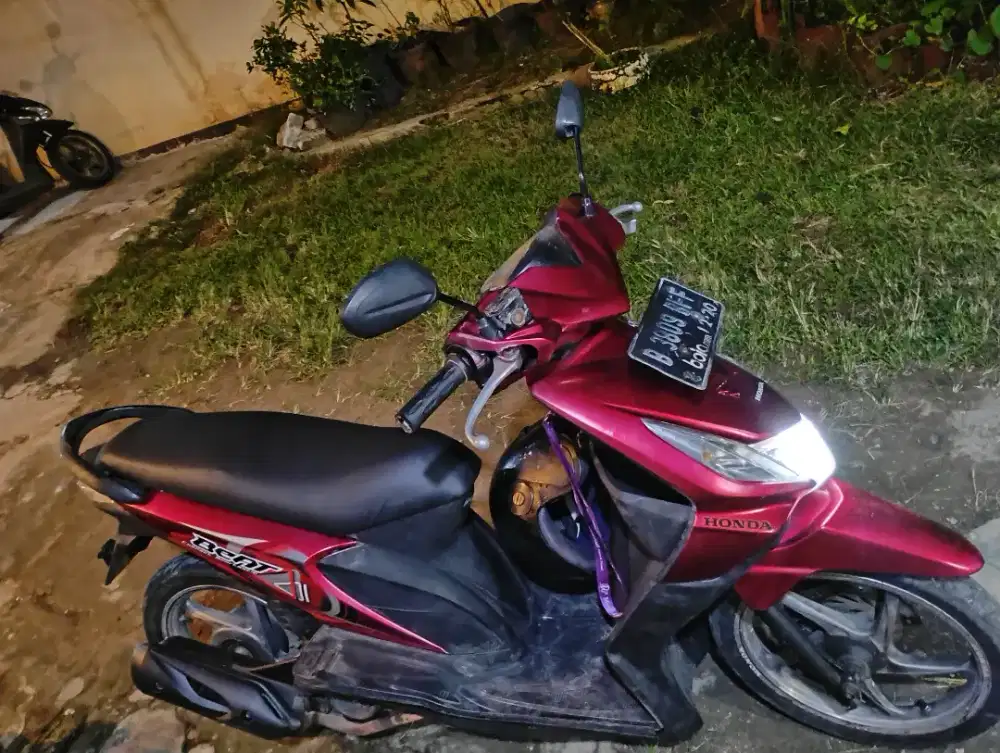 Jual motor Honda beat karbu