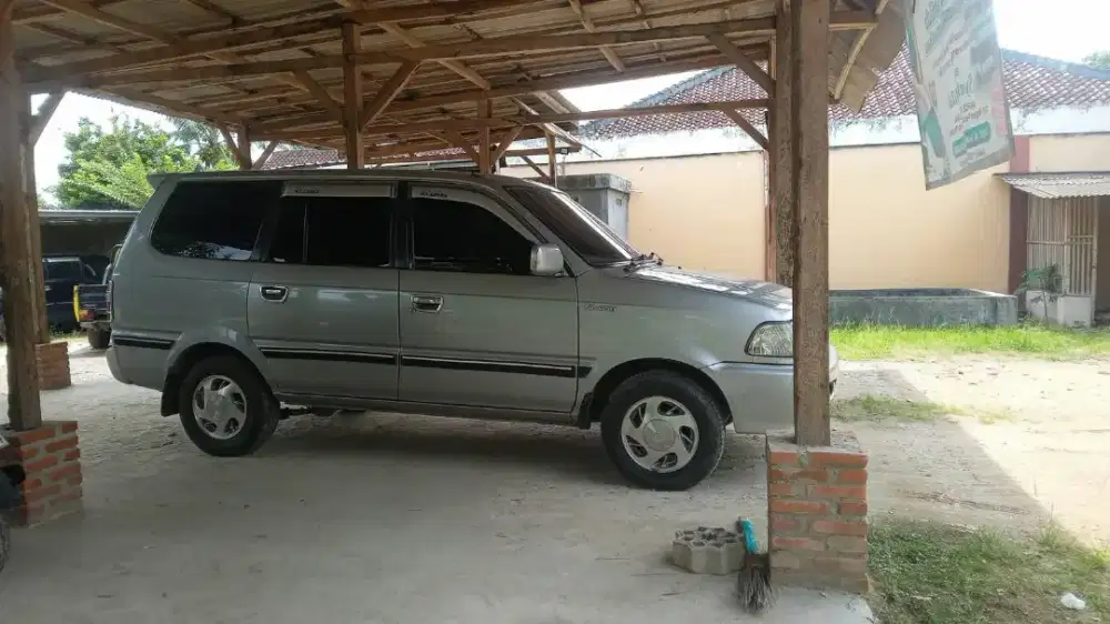 Toyota kijang lgx
