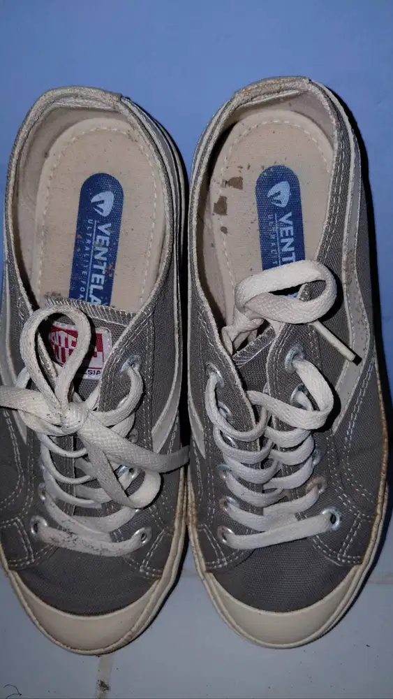 ​[FOR SALE] Sepatu Ventela