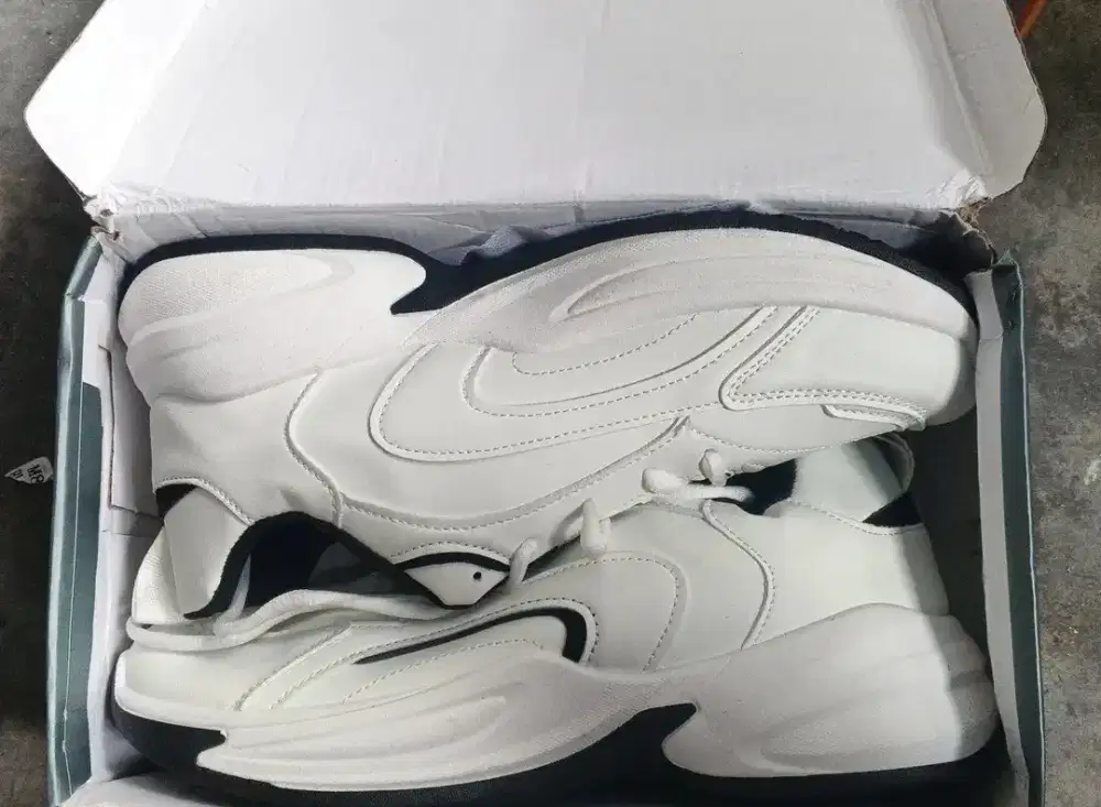 sepatu sneakers cani