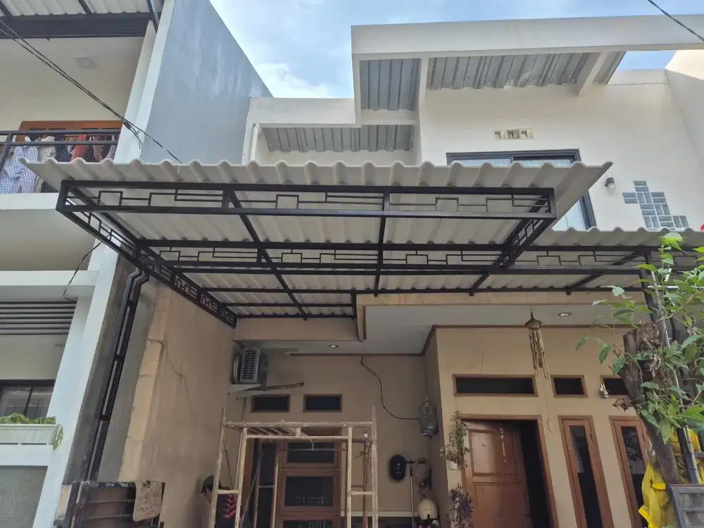 Kanopi teras baja ringan