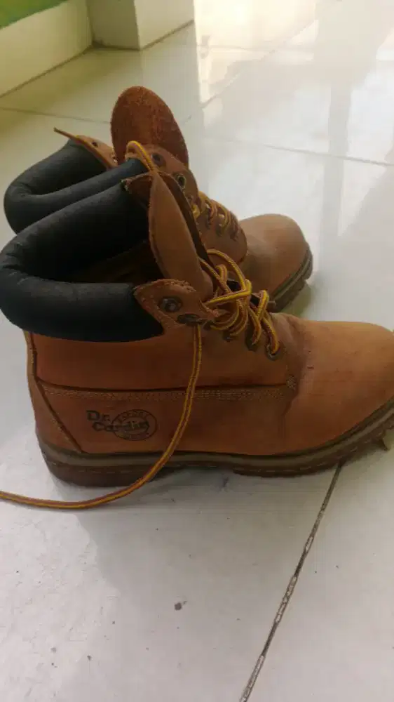 sepatu boot dr cardin