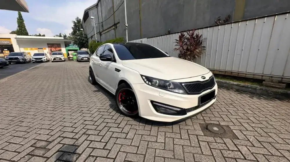 Jual Murah Mobil Kesayangan dan Terawat KIA OPTIMA (LIMITED)