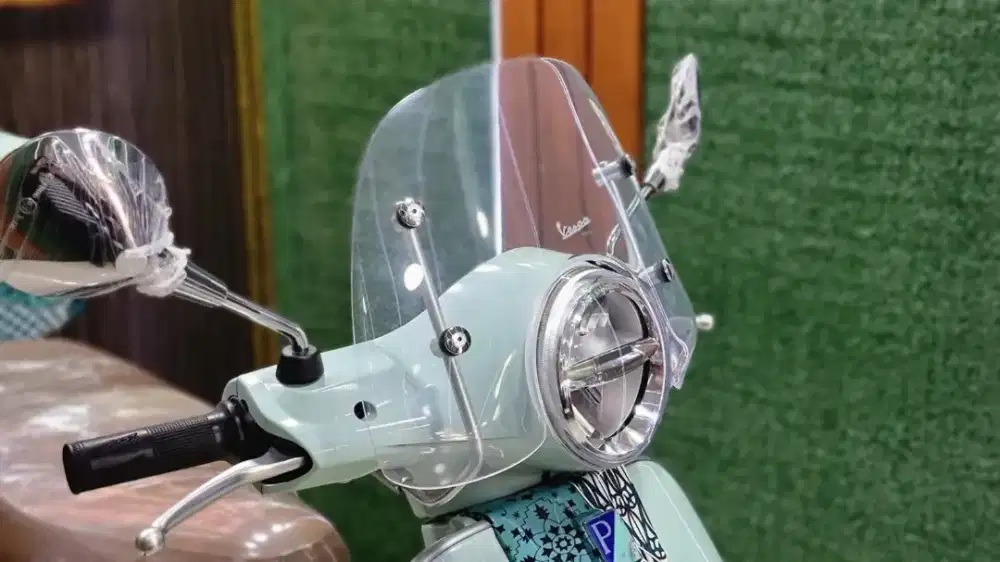 UD ENY MOTOR - Piaggio Vespa LX batik thn 2023 fresh
