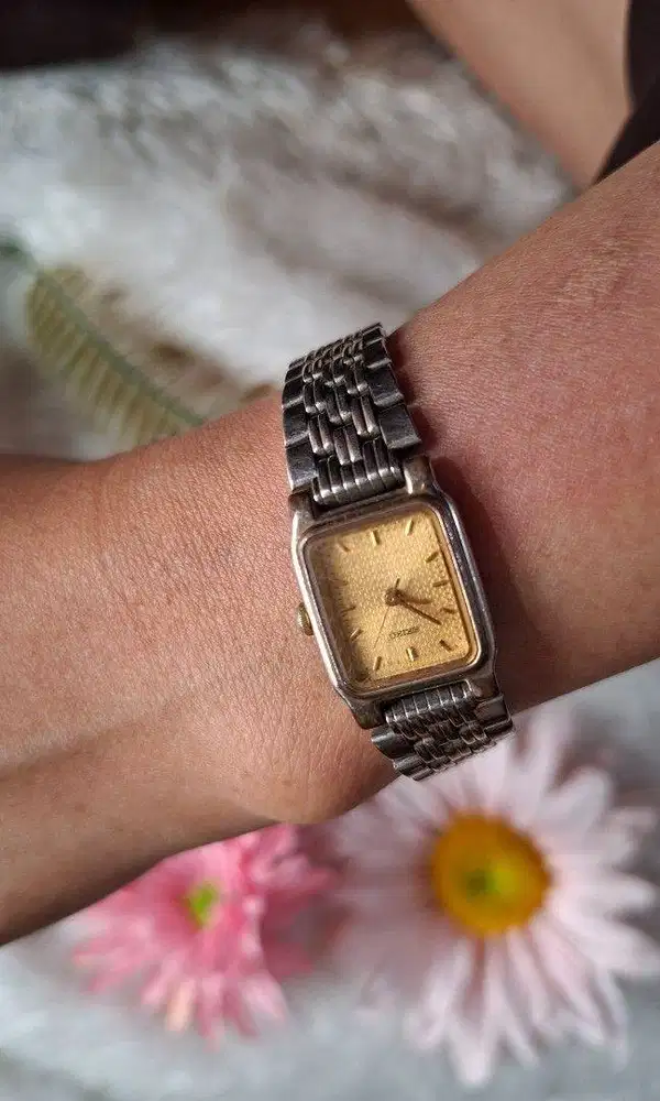 Jam Tangan Seiko Ladies Vintage Tank Style