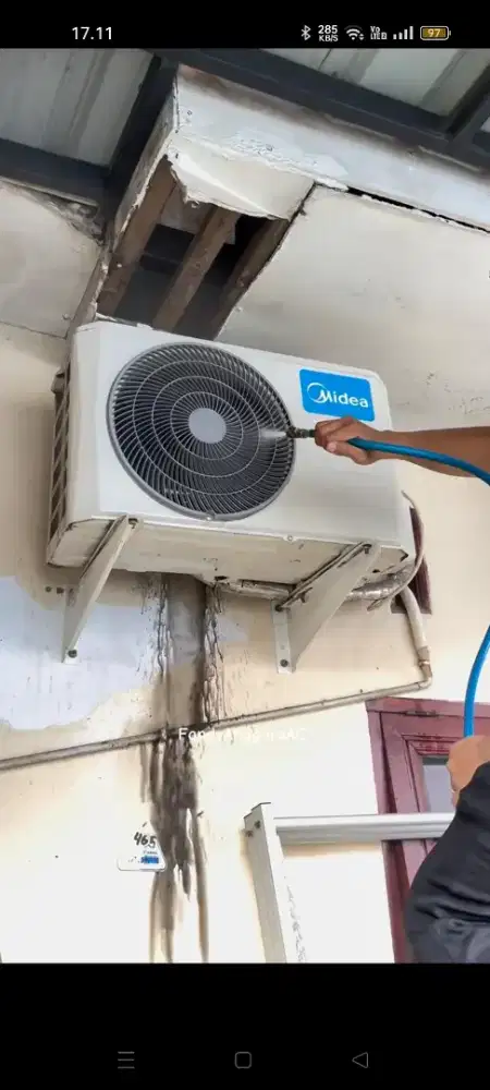 Servis AC panggilan